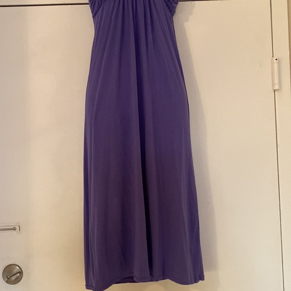 Lavender Strapless Dress. - Picture 4 of 4